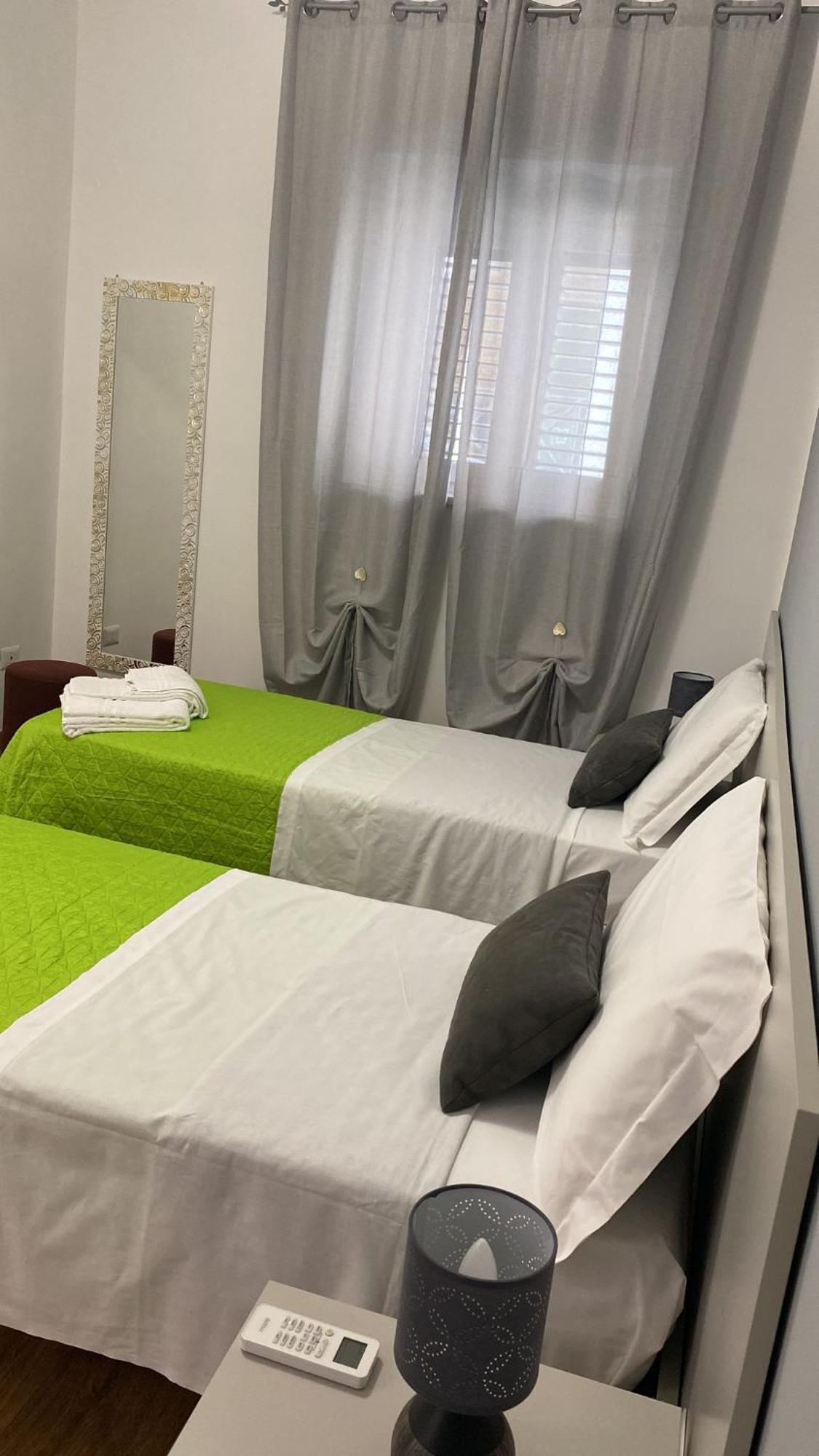M&G Holiday House Матера Экстерьер фото